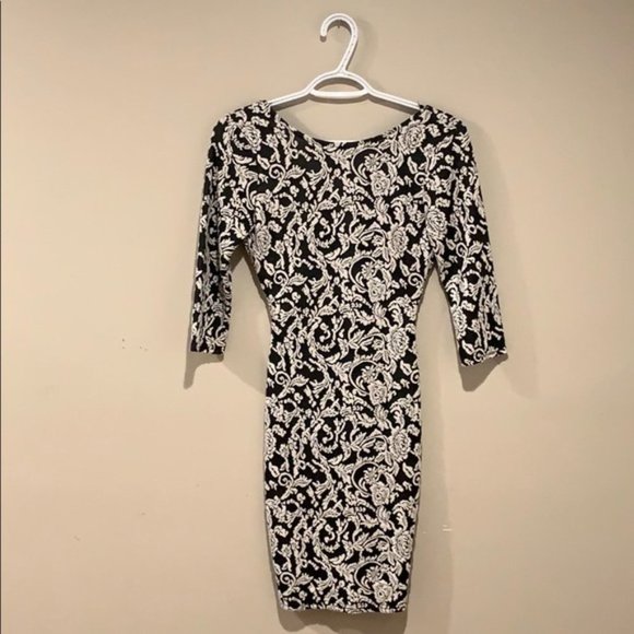 Black and White Floral Dress - Women’s Size Small - Picture 2 of 10
